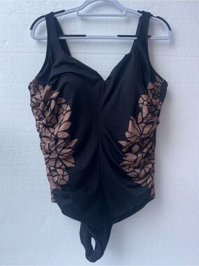 Miraclesuit 22W Black‎ Tummy Control Ruched One Piece Swimsuit Plus Size